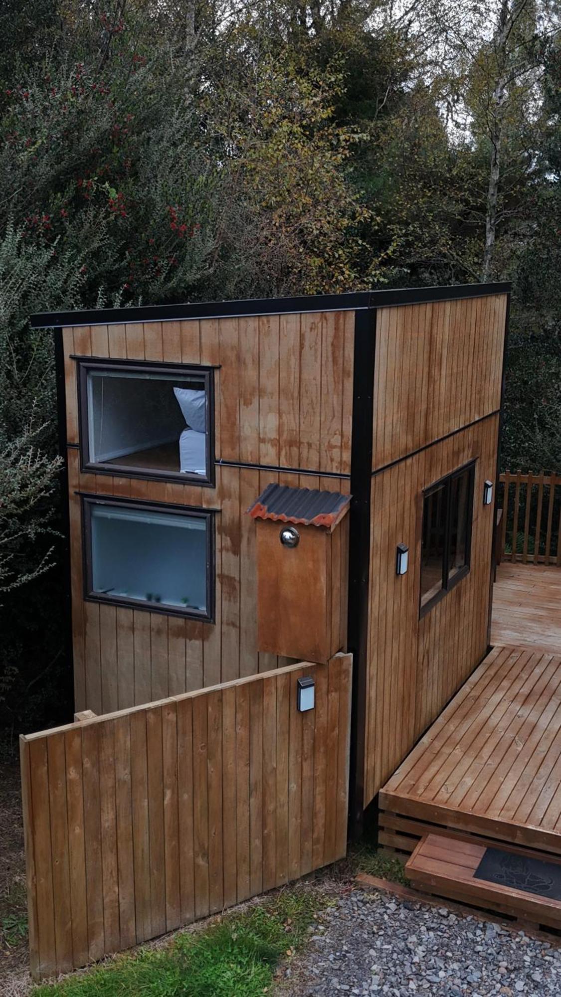 Tiny House In The Bush - A Minute From Town Centre Ruapehu Unique Stays Raetihi Eksteriør bilde